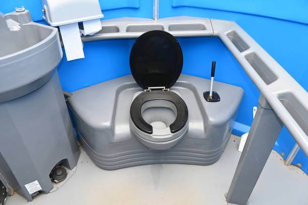 Portable Toilet Options We Offer in Meeker, OK